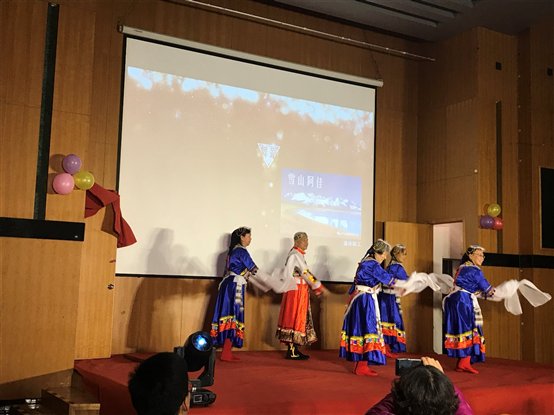 C:UsersDarry QueenDesktop9元旦晚会照片IMG_1754.JPG