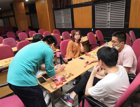 C:Users徐梦轲DocumentsWeChat Filesiverxumengke0321FavTemp;a0a00des944f557343360676582c3bee25212922.pic