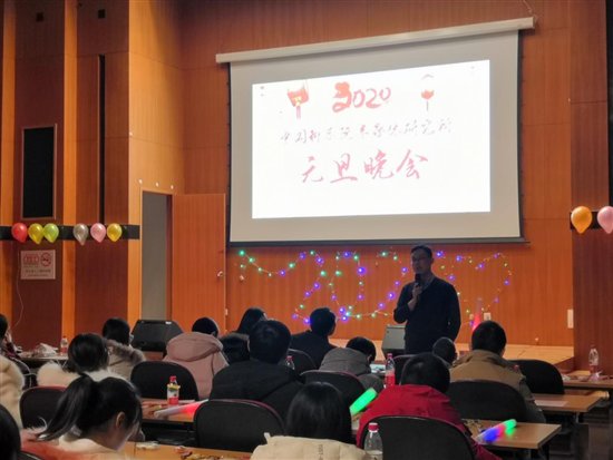 809847872d0a0f6284df9e33b5b6644