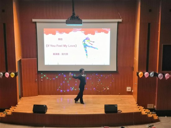 fa95d69e7b493644679b9717e369576