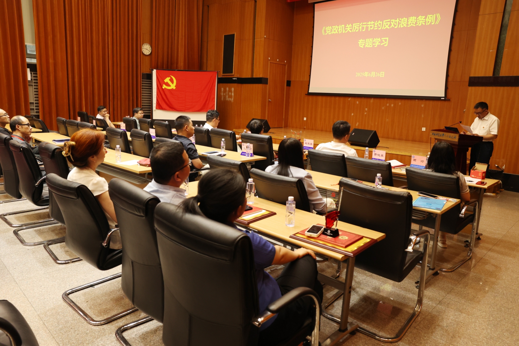 会场2.jpg