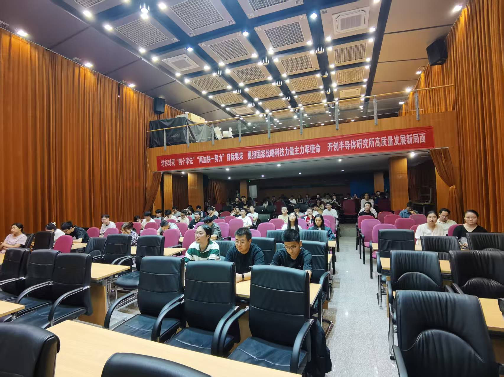 微信图片_20250918171920_28_137.jpg